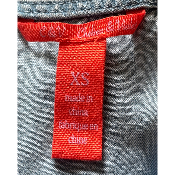 3/$20 Chelsea Violet Sz XS Shift Dress Lace Up Neckline Embroidered Chambray - Picture 10 of 11